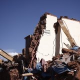 Un immeuble détruit à Ouirgane.